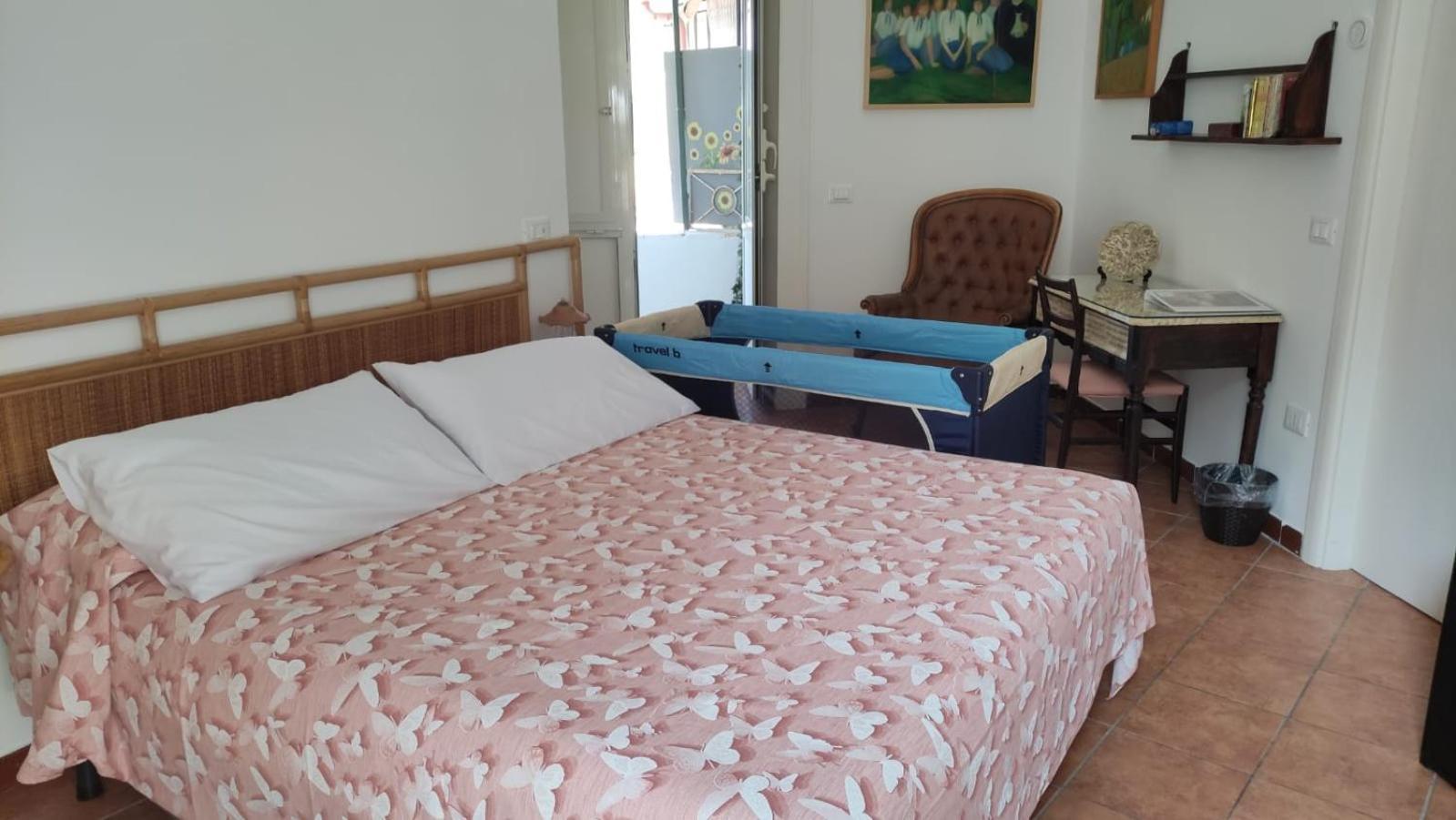מלון מטה Villino Campagna מראה חיצוני תמונה